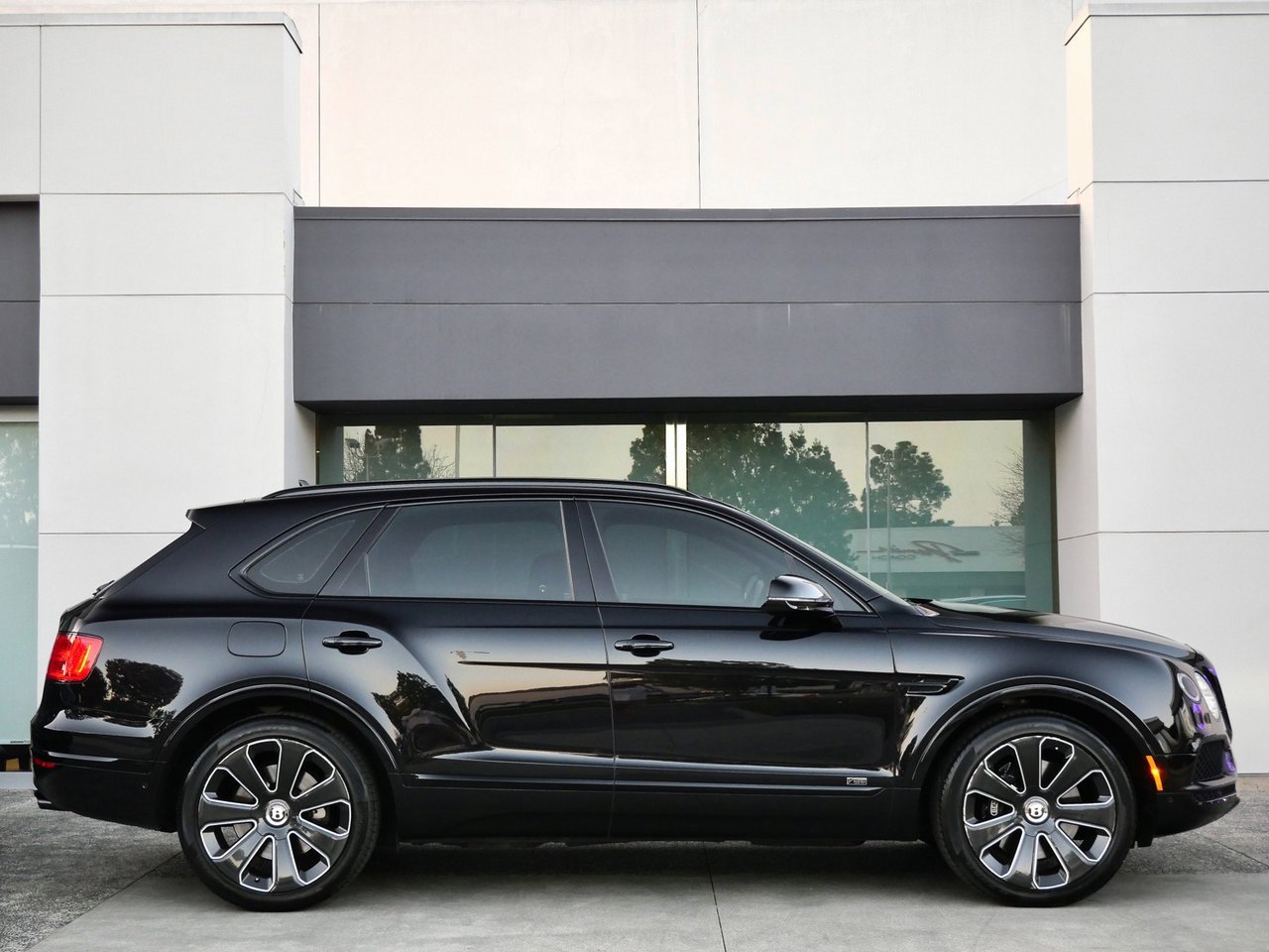 Used 2020 Bentley Bentayga image 5
