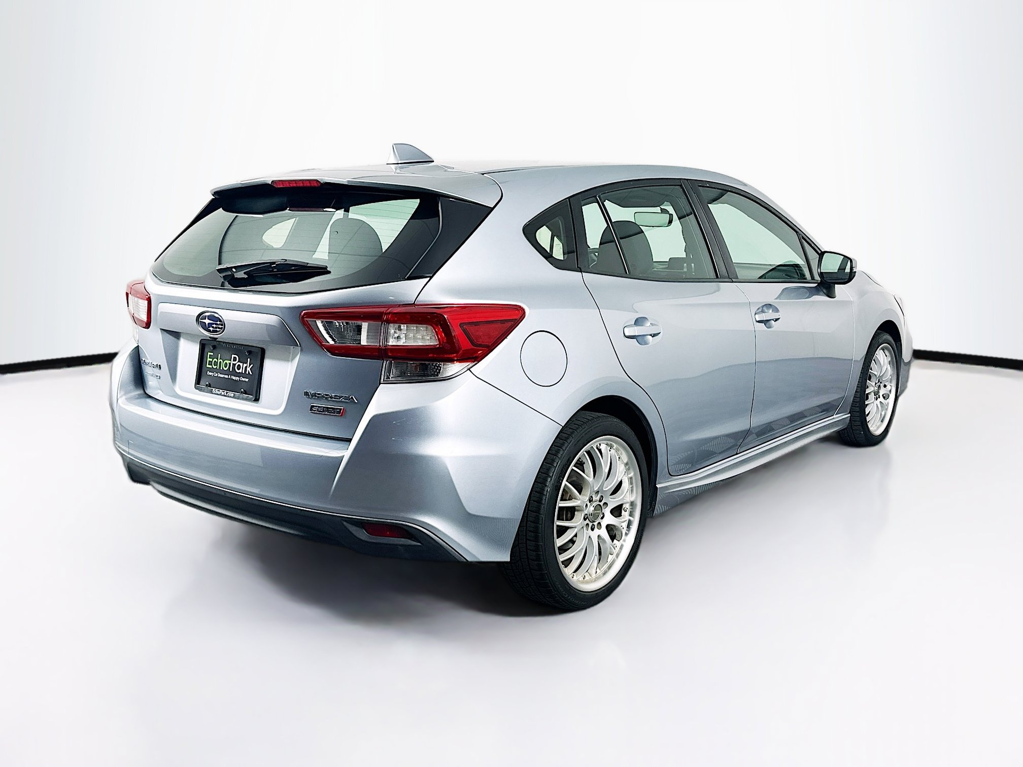Used 2018 Subaru Impreza 2.0i Sport AWD/4WD image 9