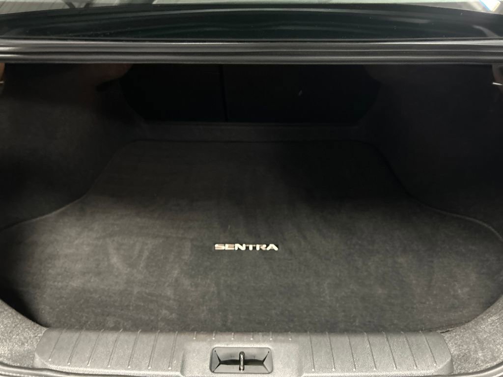 Used 2025 Nissan Sentra SV image 22