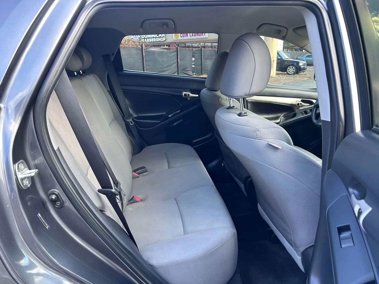 Used 2010 Toyota Matrix image 10