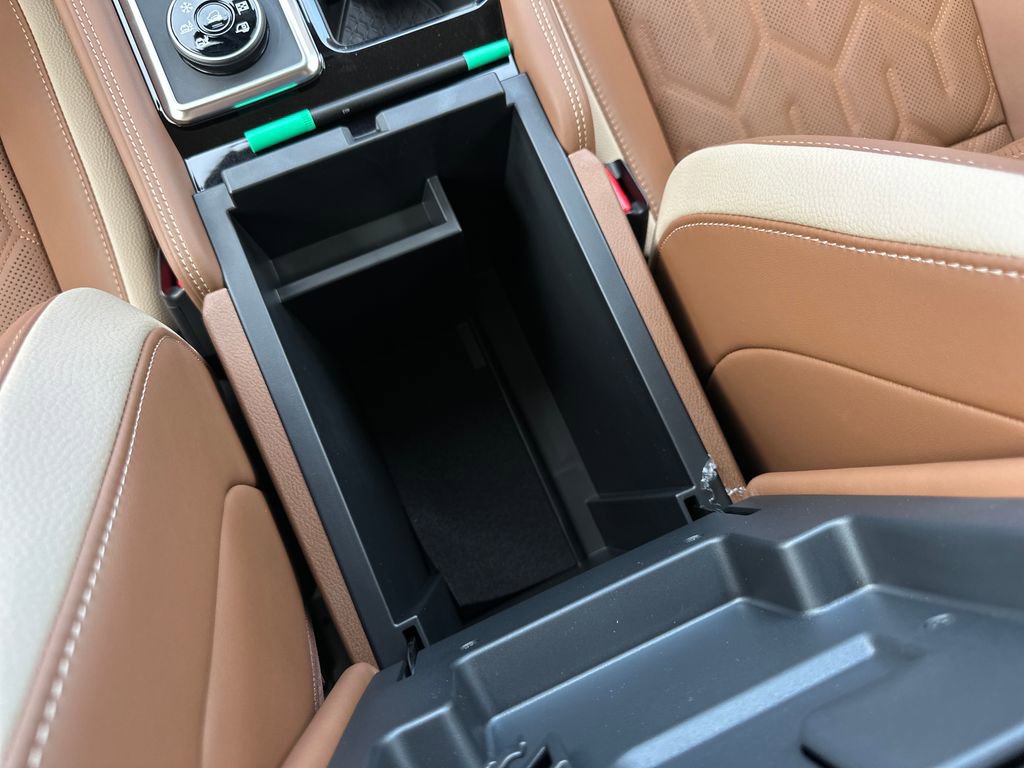 New 2026 Nissan Pathfinder Platinum AWD/4WD image 32
