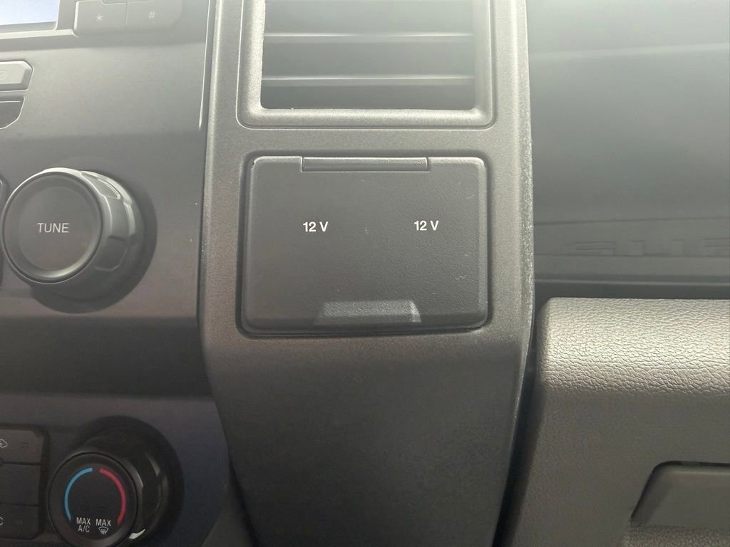 Used 2022 Ford F250 XL w/ Power Equipment Group image 27