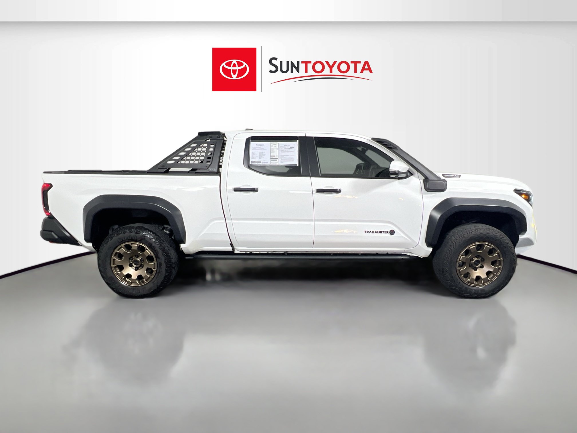 Used 2025 Toyota Tacoma 4x4 Double Cab Hybrid image 2