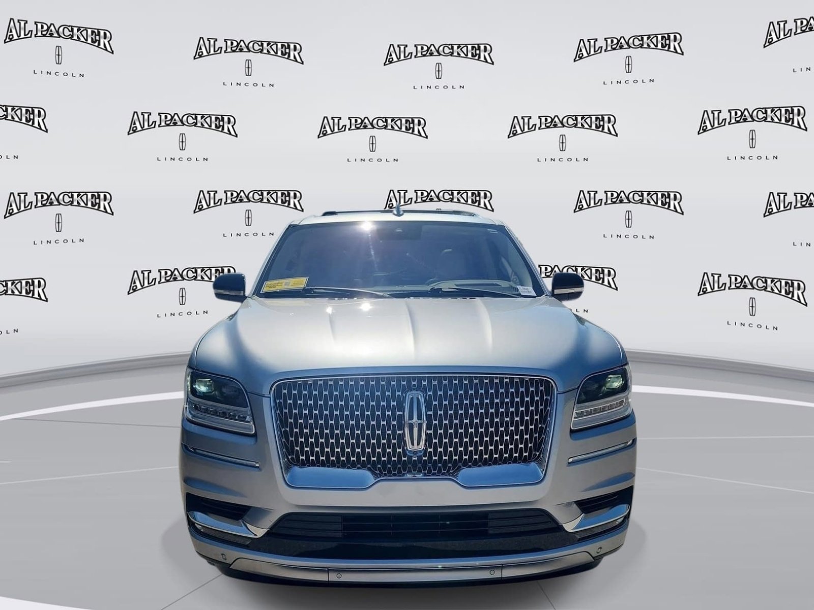 Certified 2020 Lincoln Navigator Reserve w/ Luxury Package RWD image 8