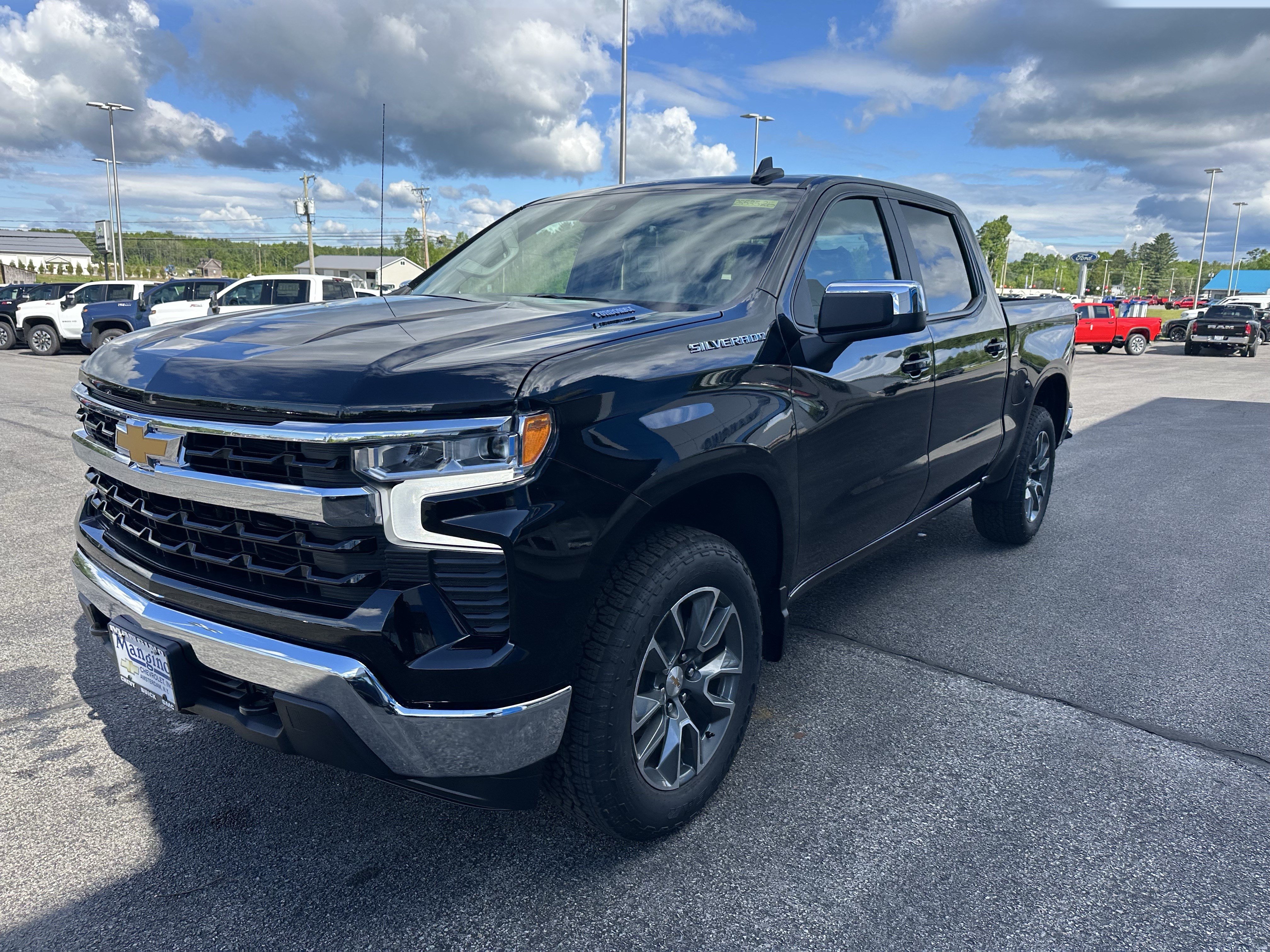 New 2026 Chevrolet Silverado 1500 LT AWD/4WD image 3