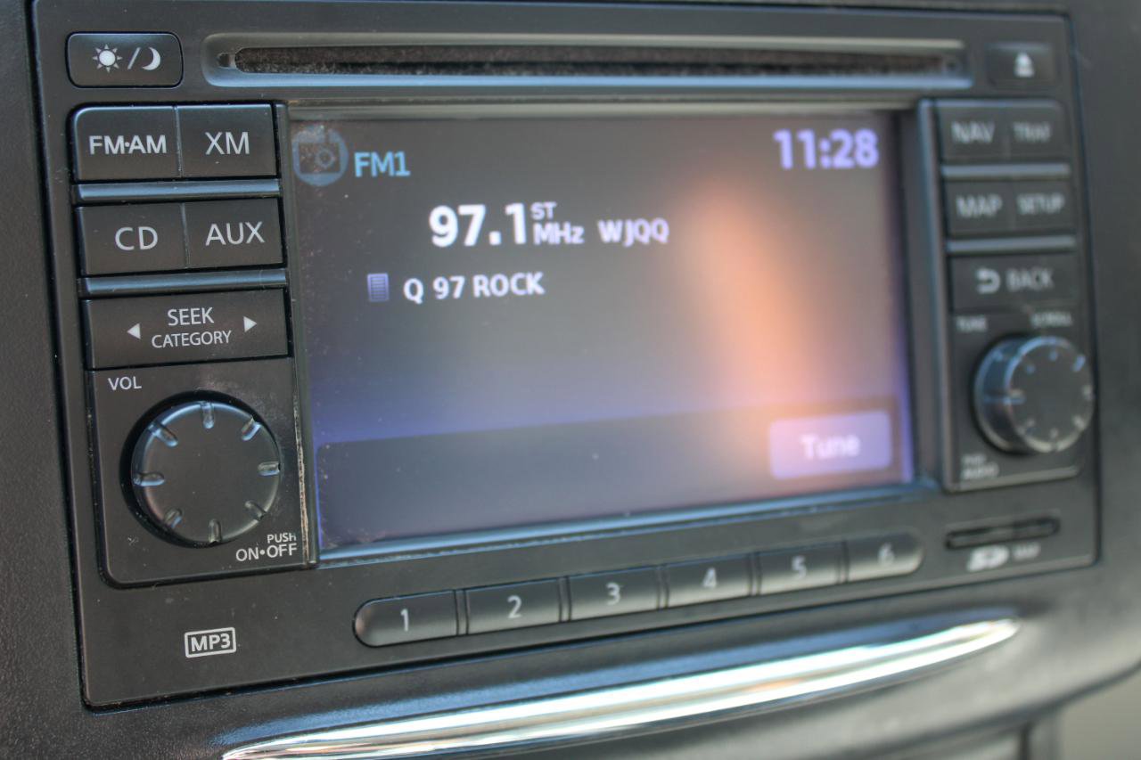 Used 2013 Nissan Rogue SL FWD image 30