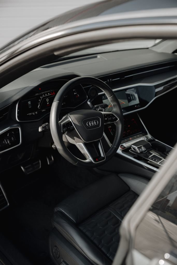 Used 2021 Audi RS 7 Sportback w/ RS 7 Executive Package image 13