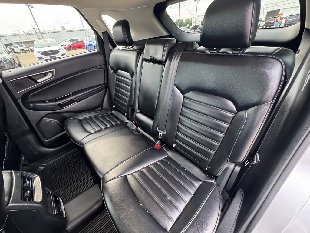 Used 2020 Ford Edge SEL w/ Convenience Package AWD/4WD image 21