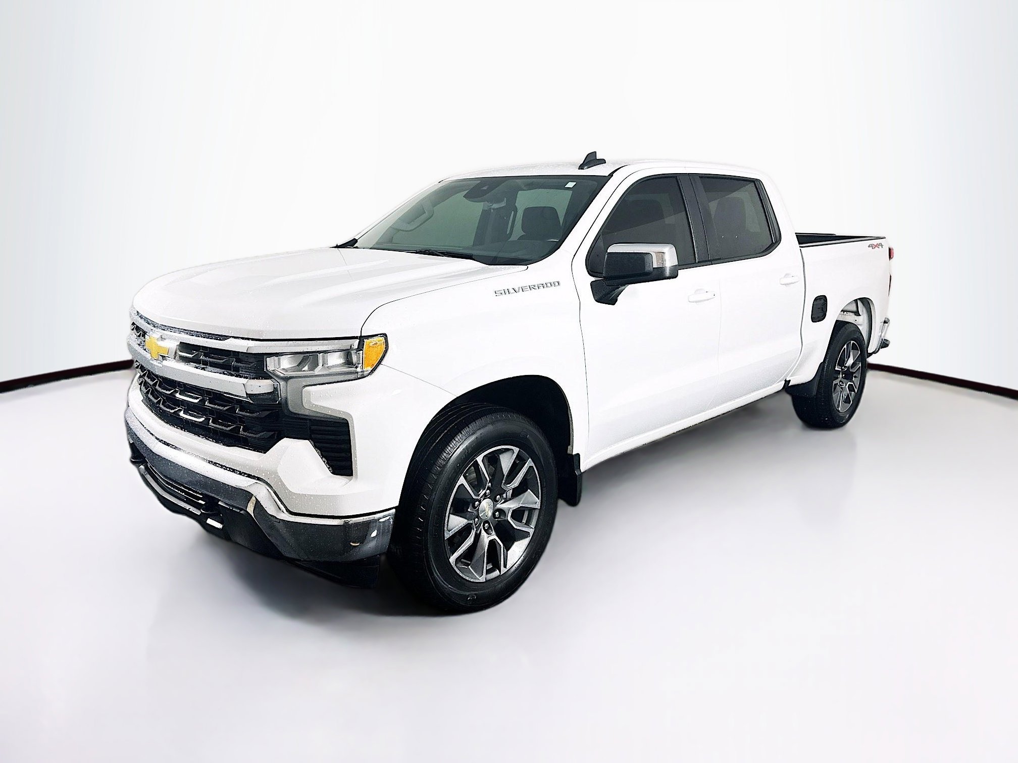 Used 2022 Chevrolet Silverado 1500 LT image 3