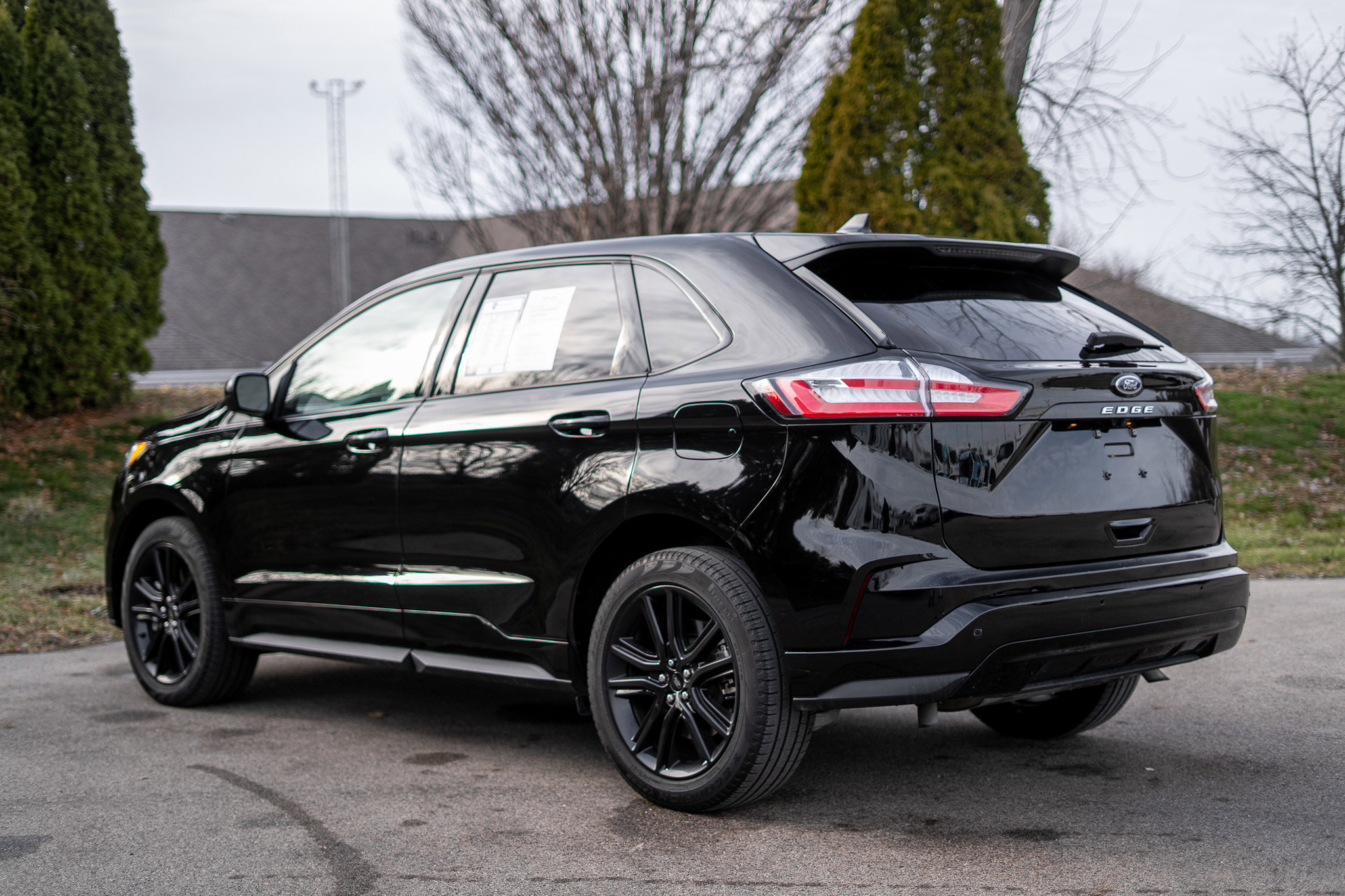 Used 2024 Ford Edge ST-Line image 7