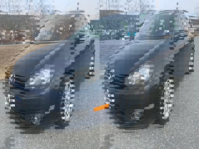 Used 2013 Volkswagen Golf TDI image 1