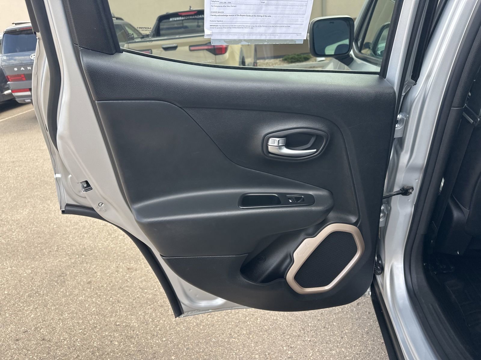 Used 2016 Jeep Renegade Limited AWD/4WD image 22