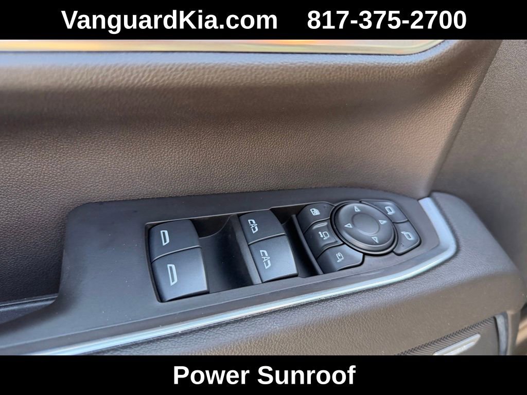 Used 2024 GMC Sierra 3500 SLT w/ SLT Convenience Package image 15