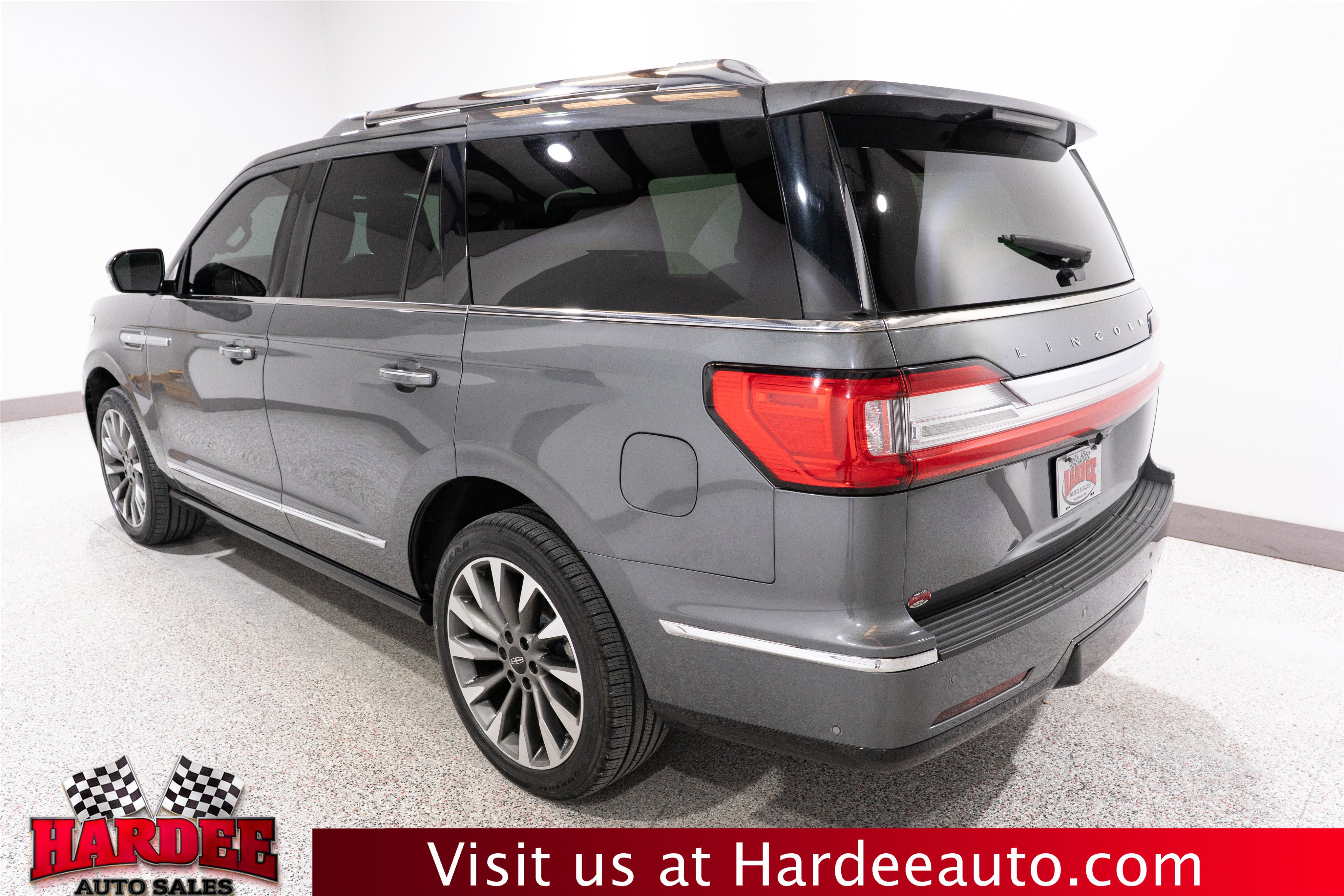 Used 2021 Lincoln Navigator Reserve RWD image 3