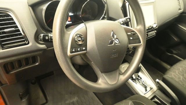Used 2020 Mitsubishi Outlander Sport ES FWD image 13