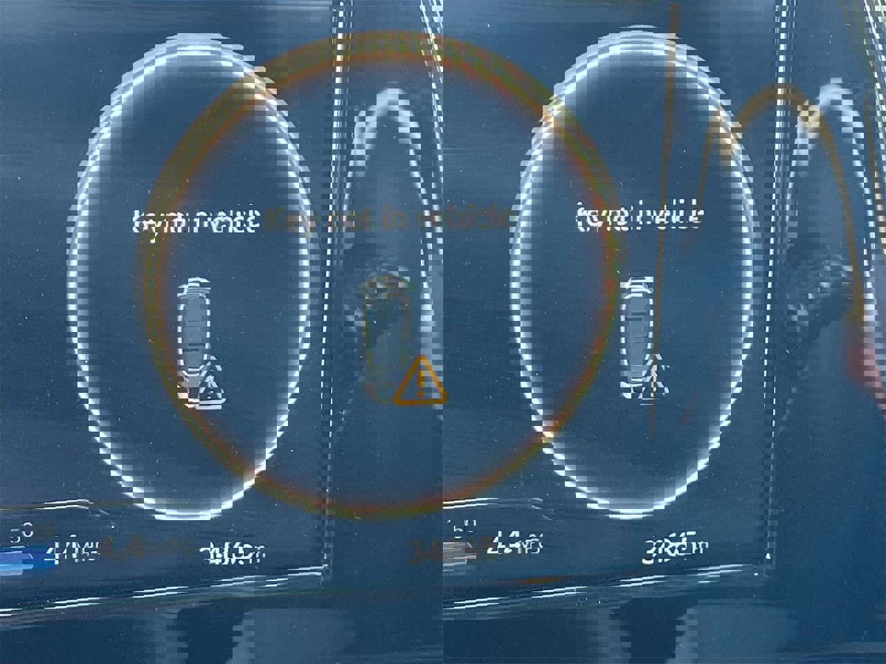 Certified 2022 Hyundai Elantra SEL w/ Convenience Package image 30