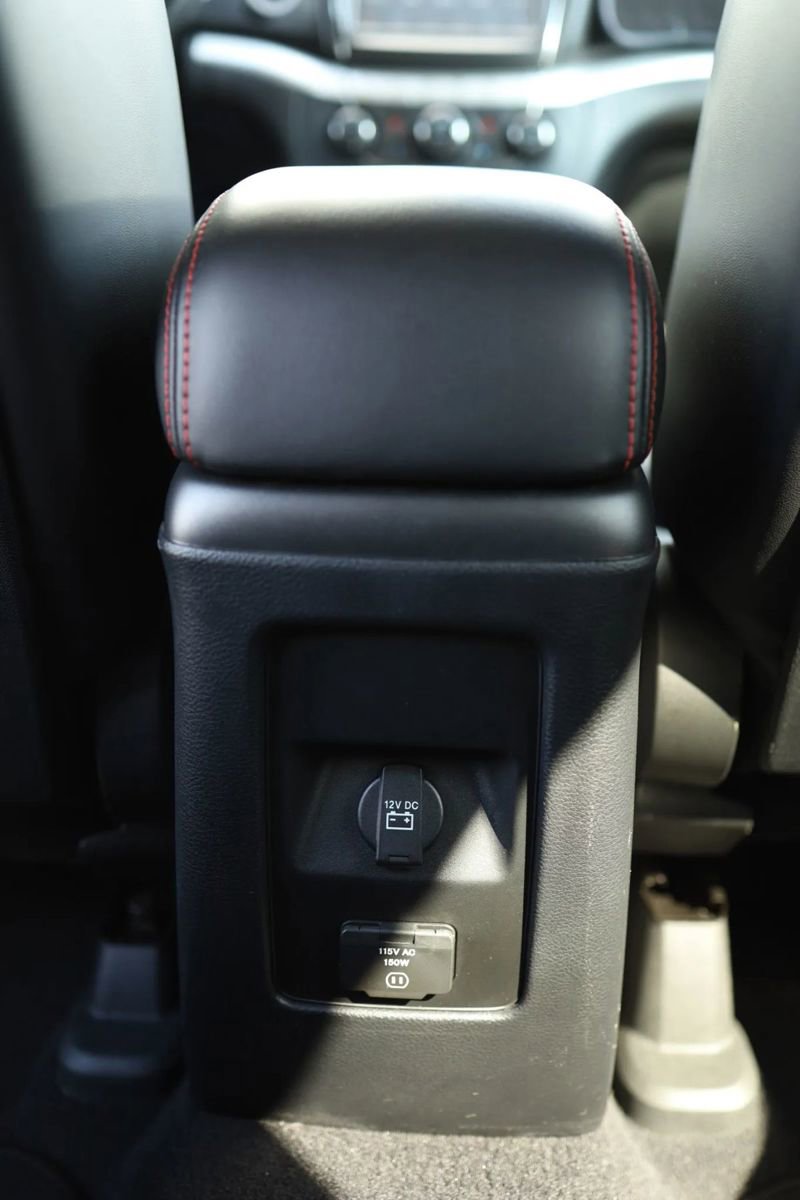 Used 2018 Dodge Journey GT w/ Driver Convenience Group image 28