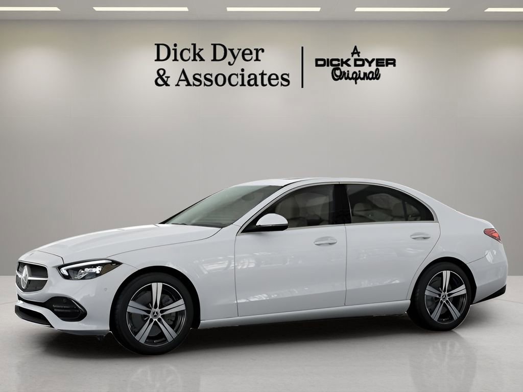 Used 2025 Mercedes-Benz C 300 Sedan image 32