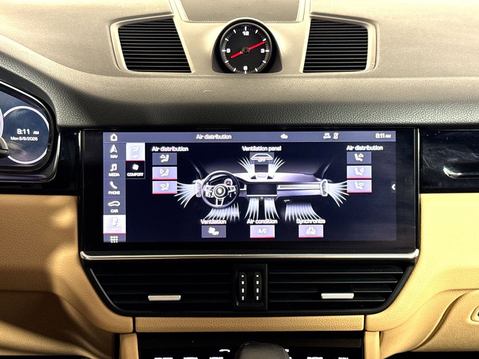 Used 2020 Porsche Cayenne AWD/4WD image 21