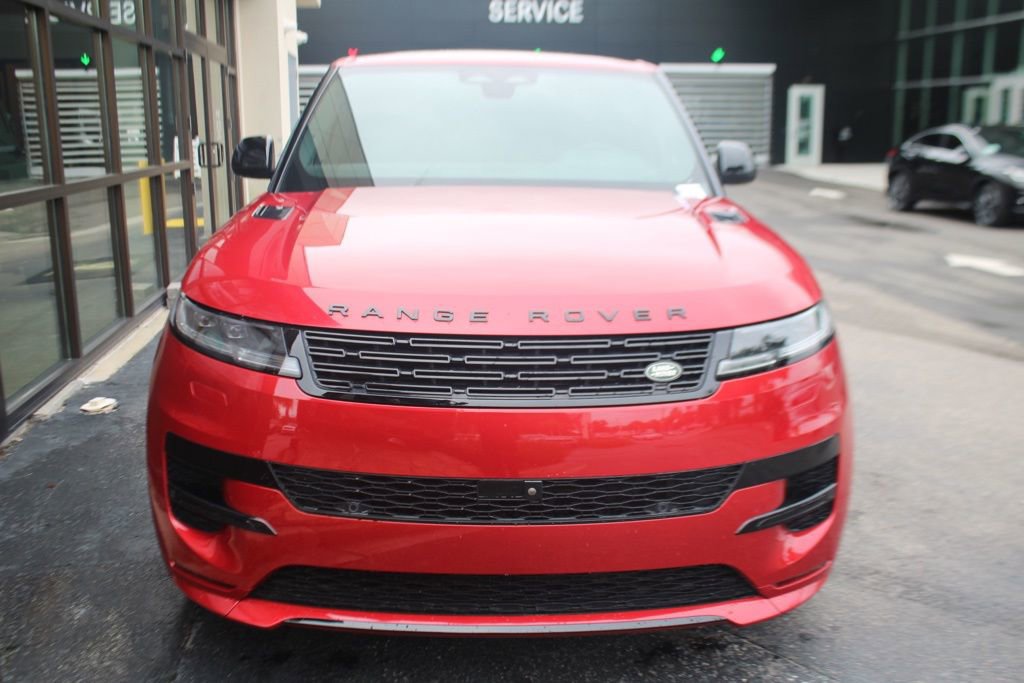 Used 2024 Land Rover Range Rover Sport Dynamic SE image 9