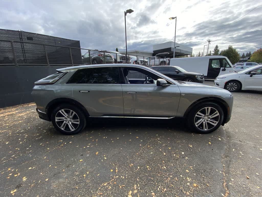 Certified 2024 Cadillac Lyriq Tech AWD/4WD image 7