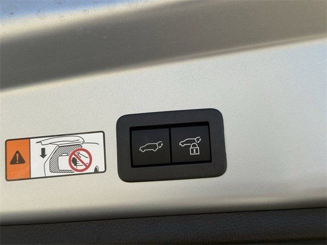 New 2026 Toyota Corolla Cross XLE w/ Convenience Package FWD image 11