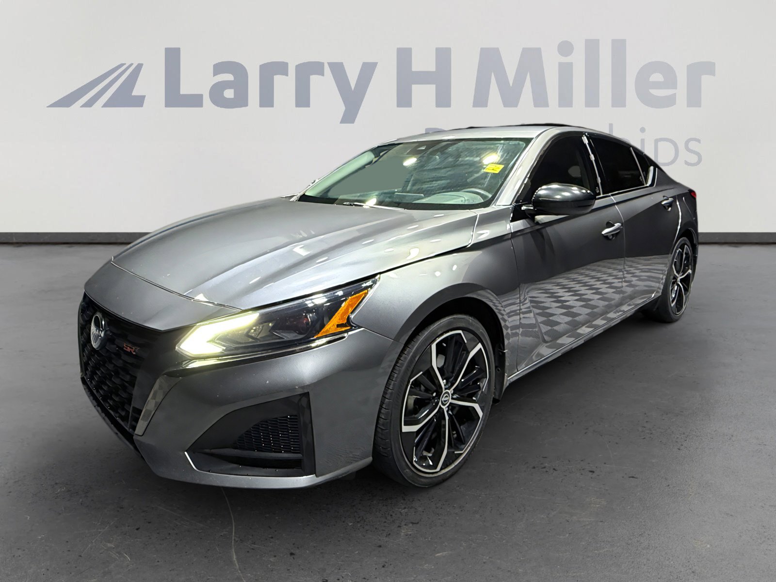 Certified 2023 Nissan Altima 2.5 SR