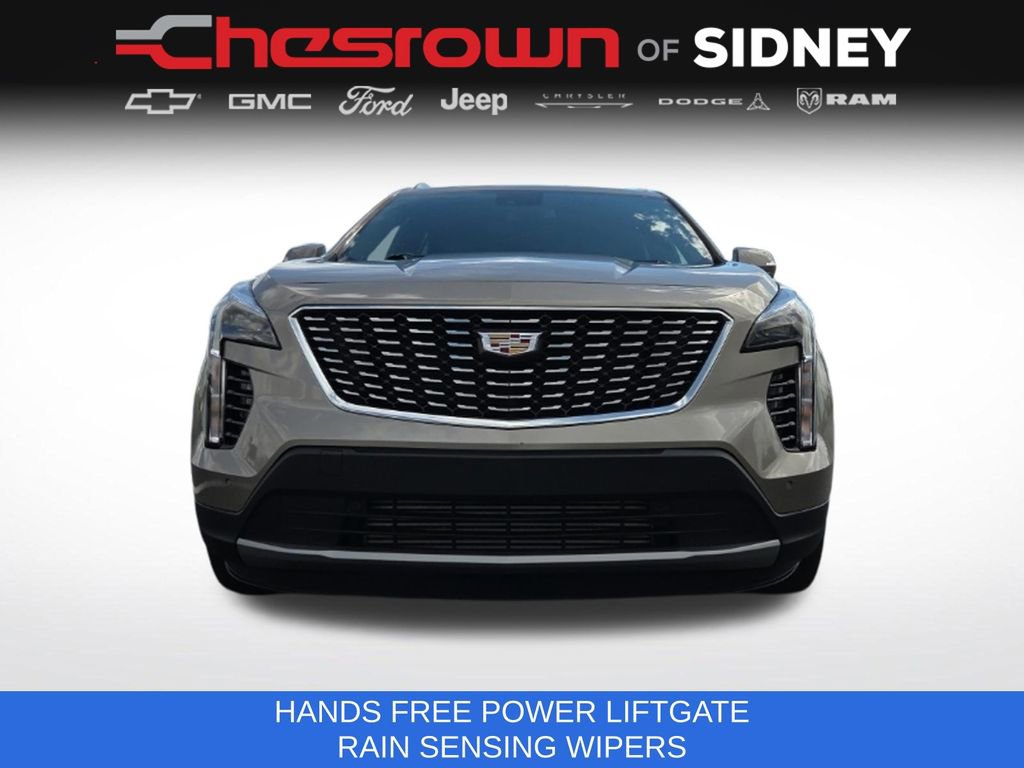 Used 2023 Cadillac XT4 Premium Luxury w/ Cold Weather Package FWD image 10