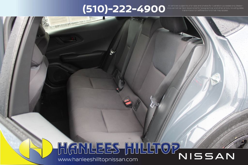 Used 2024 Toyota Prius LE image 12