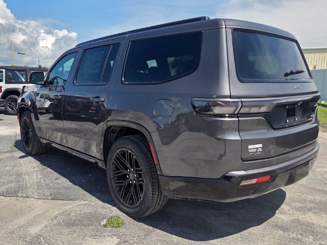 New 2026 Jeep Grand Wagoneer Limited AWD/4WD image 5