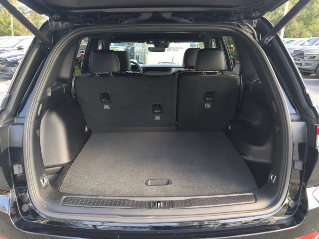 Certified 2025 Jeep Grand Cherokee Altitude AWD/4WD image 14