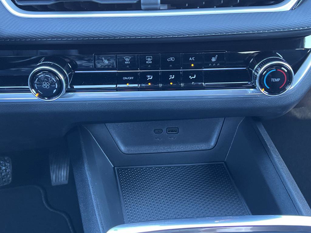 New 2026 Chevrolet Equinox LT image 24