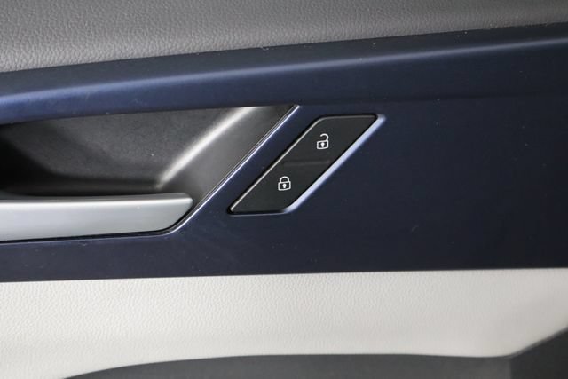 Used 2022 Volkswagen Taos SE w/ IQ.Drive SE Package FWD image 20