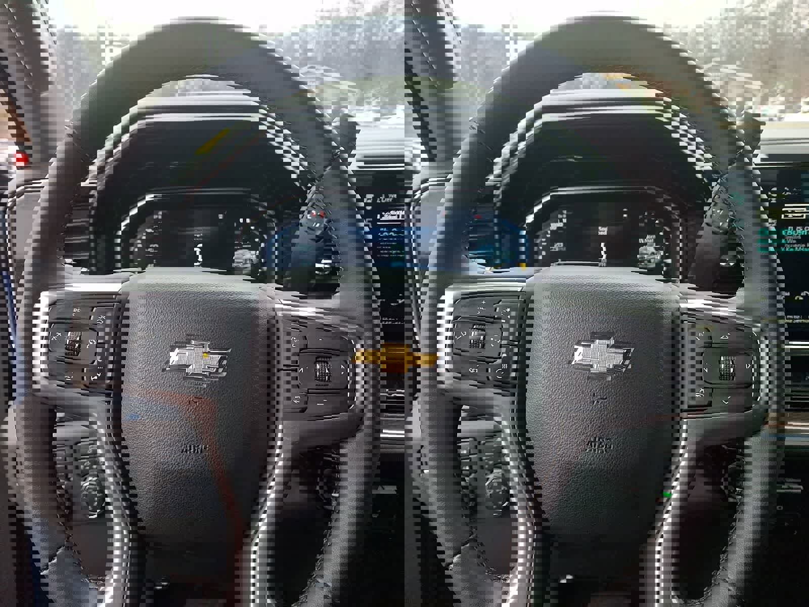 Used 2024 Chevrolet Silverado 1500 LT image 19