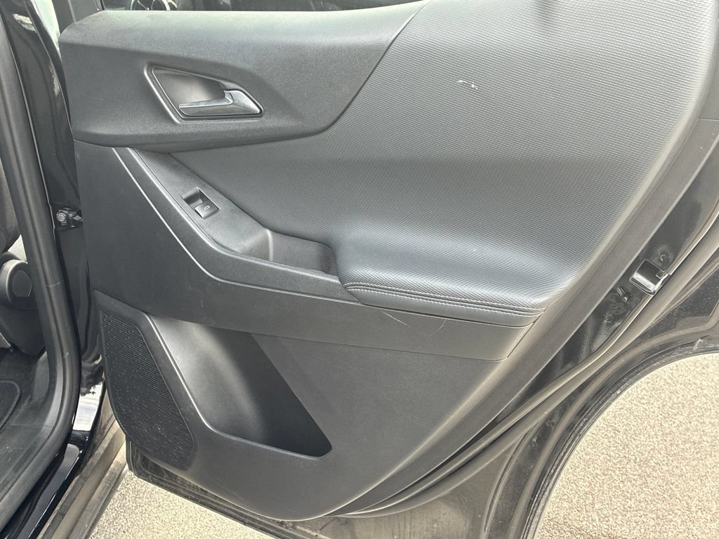 Used 2026 Chevrolet Equinox LT AWD/4WD image 27