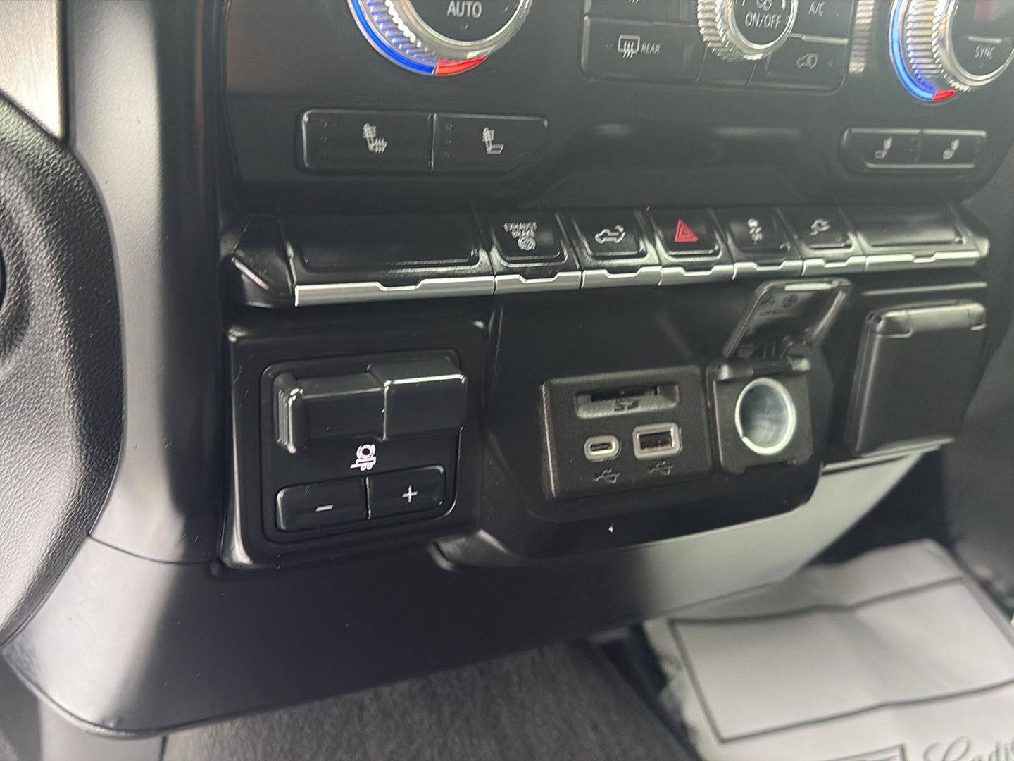 Used 2022 GMC Sierra 3500 SLE w/ SLE Value Package AWD/4WD image 21