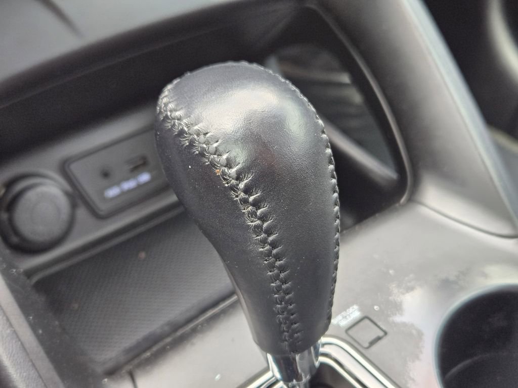 Used 2012 Hyundai Tucson GLS image 25