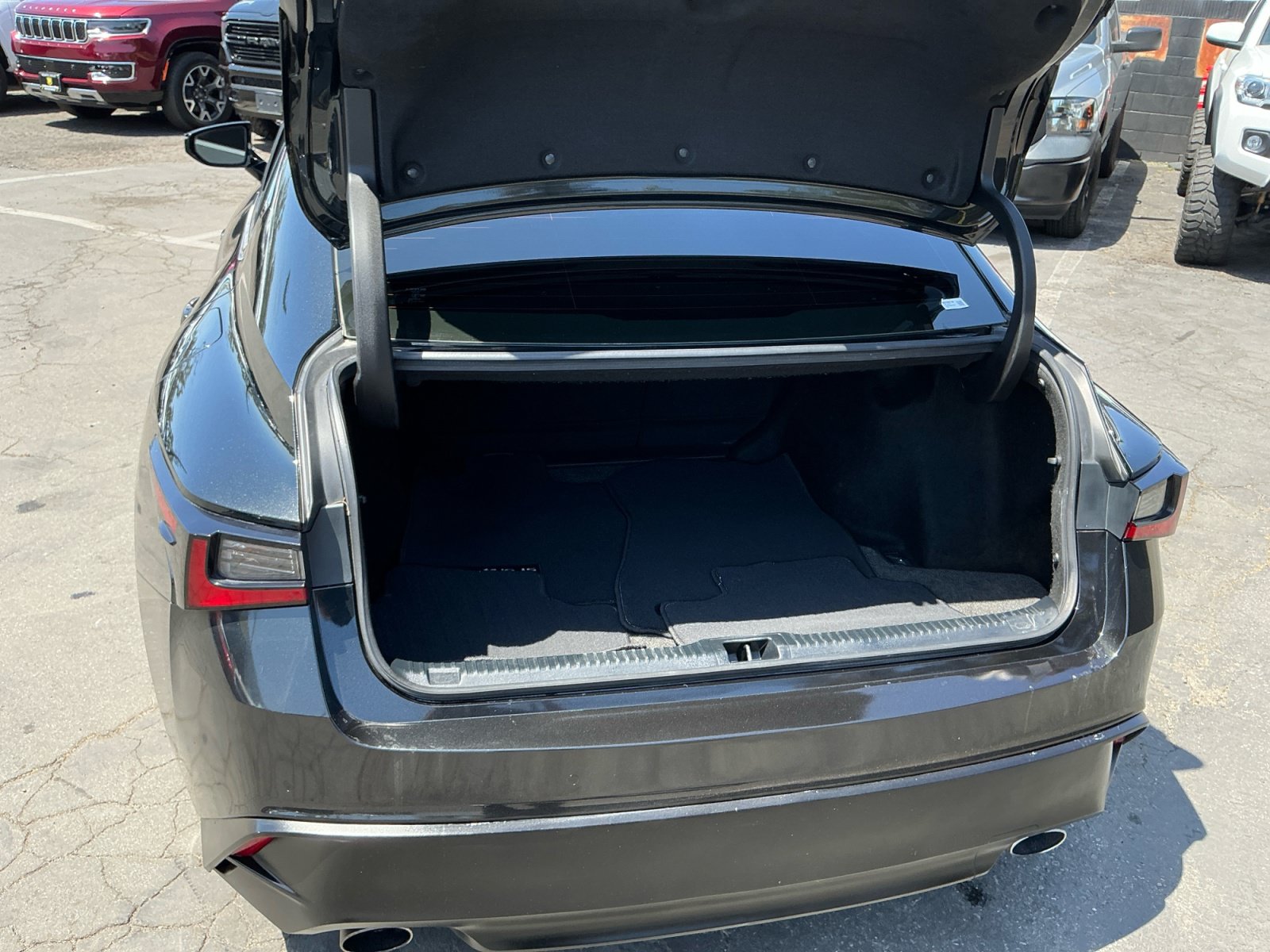 Used 2022 Lexus IS 300 w/ Premium Package RWD image 25