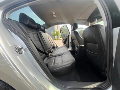 Used 2013 Volkswagen Jetta SE image 15