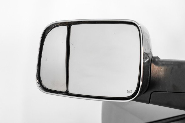 Used 2018 RAM 1500 Laramie image 36