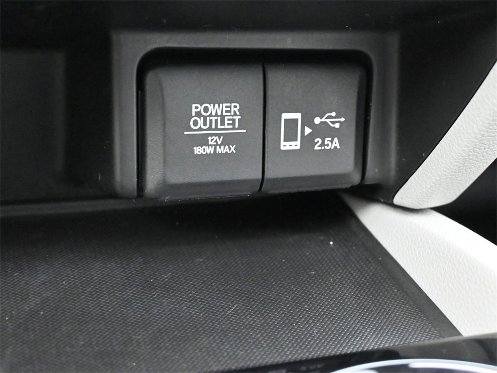 Used 2020 Honda Pilot Touring image 16