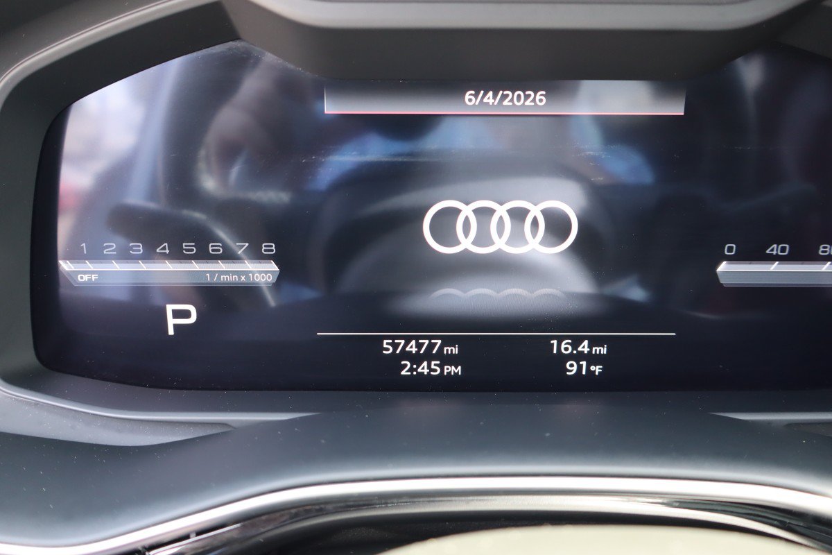 Used 2022 Audi SQ7 Prestige w/ Prestige Package AWD/4WD image 9