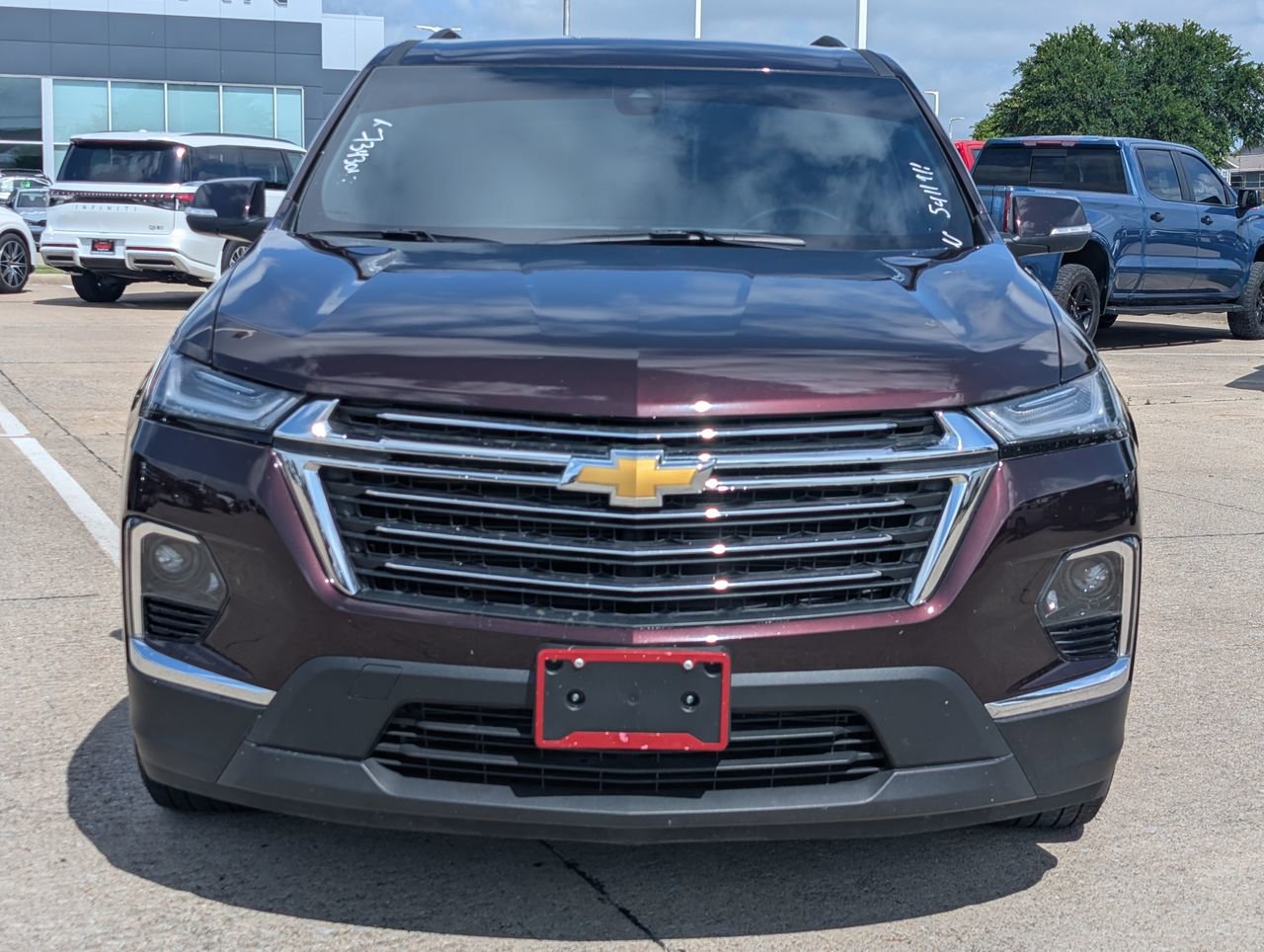 Used 2023 Chevrolet Traverse LT image 6