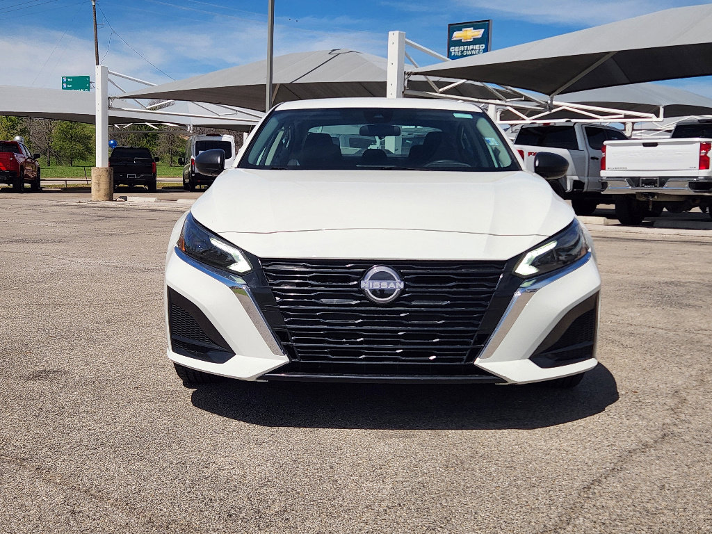 Used 2025 Nissan Altima 2.5 SV image 33