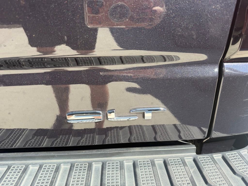 Used 2023 GMC Sierra 1500 SLT w/ SLT Premium Plus Package image 17