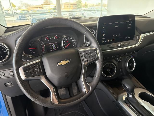 Certified 2024 Chevrolet Blazer LT w/ Convenience Package FWD image 17