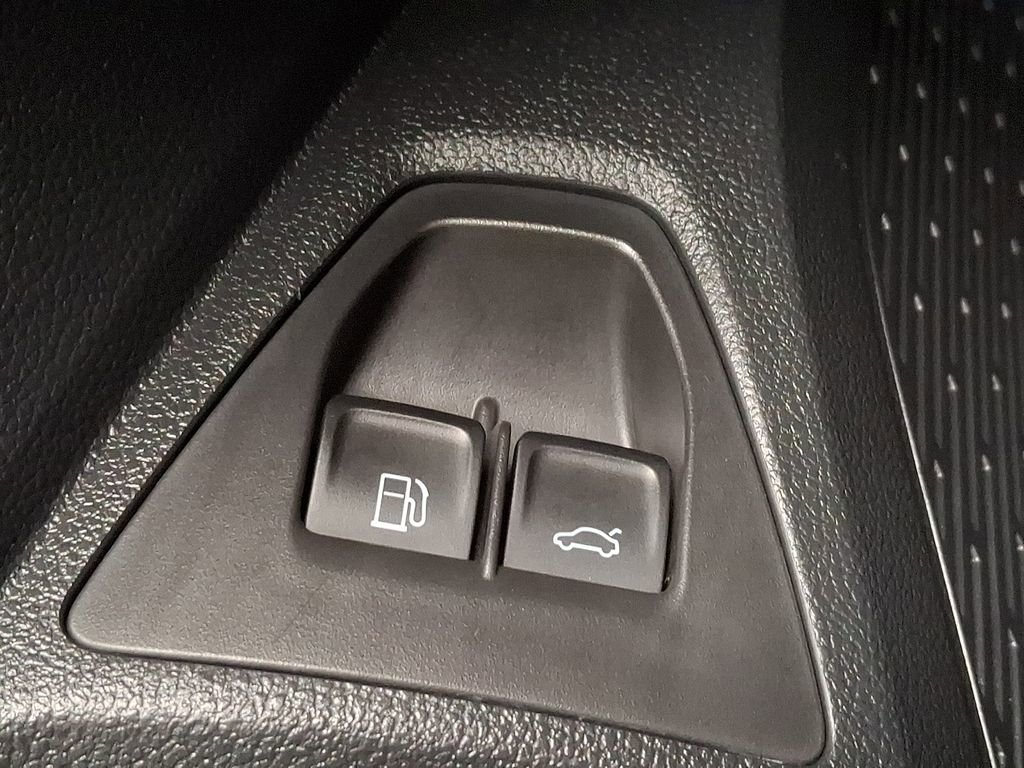 Used 2024 Volkswagen Jetta SE image 26