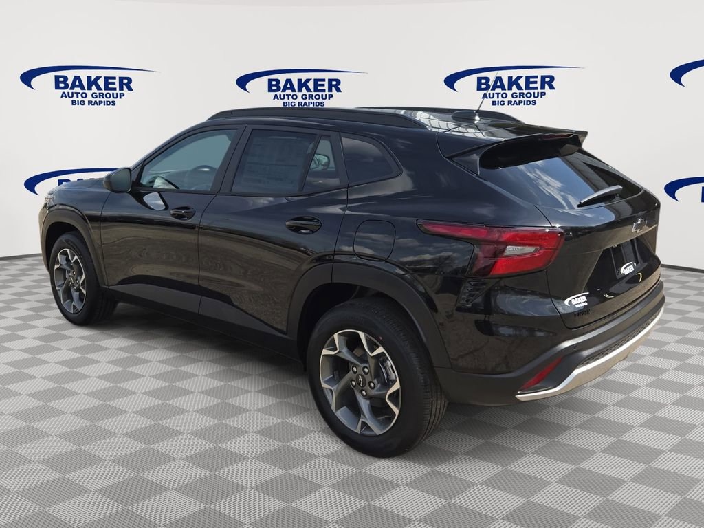 New 2026 Chevrolet Trax LT FWD image 4