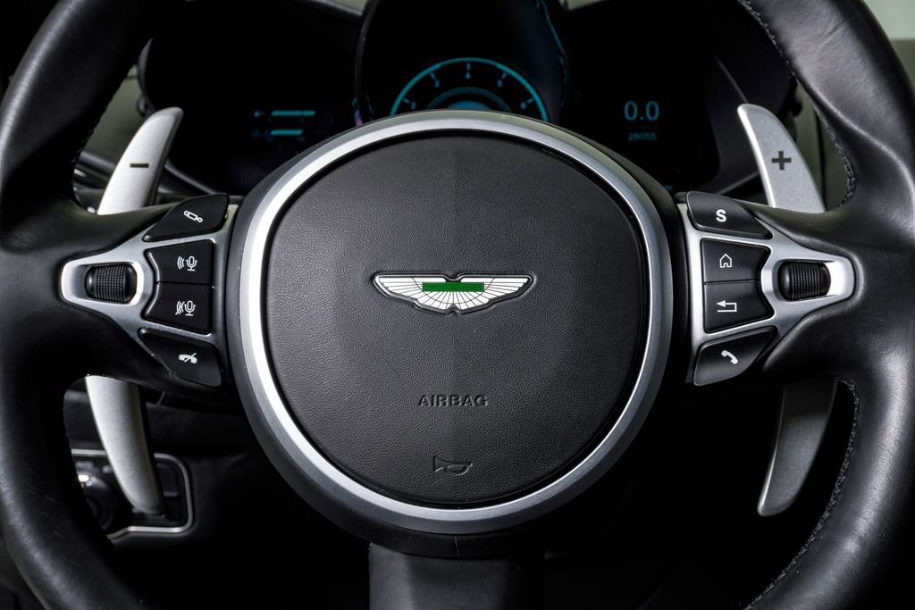 Used 2020 Aston Martin V8 Vantage Coupe image 25