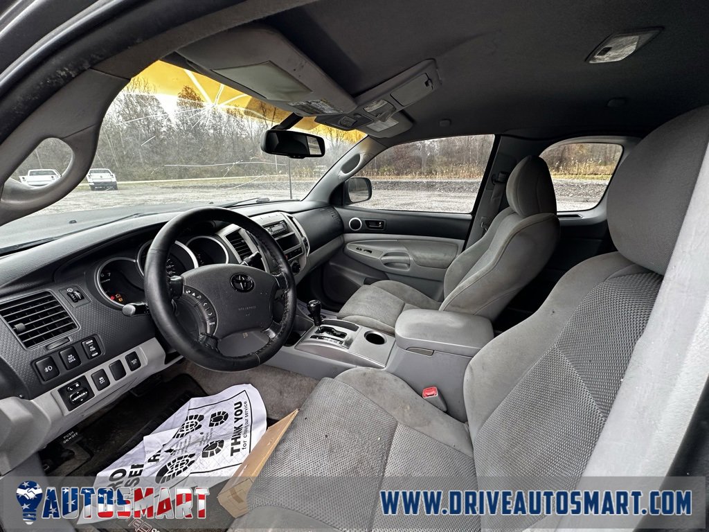 Used 2009 Toyota Tacoma PreRunner image 13